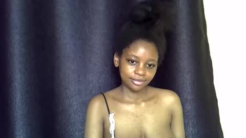 Snapshot of sexy_short chatting on January 2026 06:26:01 AM Janet online show from January 2026 06:26:01 AM