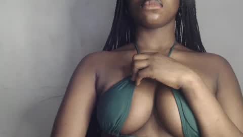 Snapshot of sexy_sinaha chatting on February 2025 02:14:02 AM naomi online show from February 2025 02:14:02 AM