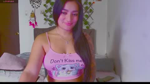 sexy_violett18 online show from July 2026 04:45:01 PM