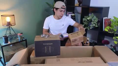 Aisha  Daniel online show from November 2025 06:51:02 PM