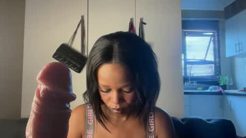 sexyasszeeee online show from December 2025 09:18:01 AM