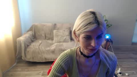 Snapshot of sexybeatriice chatting on April 2026 06:49:02 AM sexybeatriice online show from April 2026 06:49:02 AM