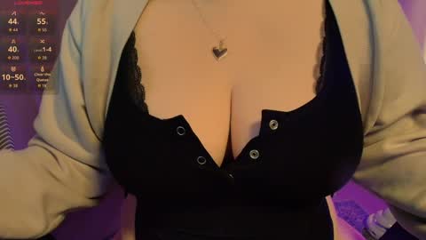 Snapshot of sexybichette chatting on April 2026 02:04:02 AM Bichette online show from April 2026 02:04:02 AM