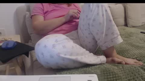 Sexyblonde4u58 online show from November 2025 04:44:01 AM