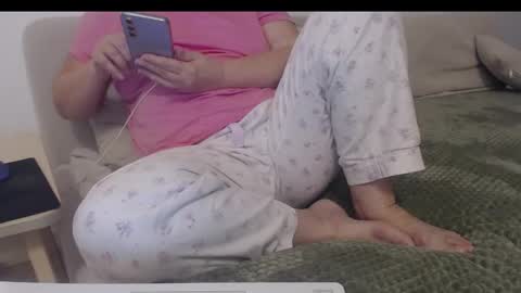 Sexyblonde4u58 online show from November 2025 04:56:01 AM