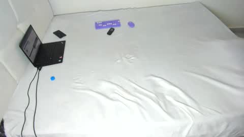 sexybootydoll online show from June 2026 12:37:01 PM