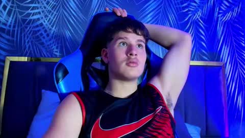 owen sky online show from September 2025 12:49:02 PM