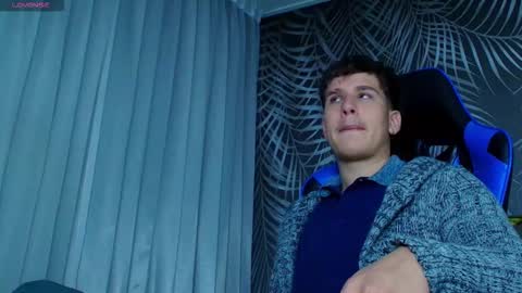 owen sky online show from September 2025 12:05:01 PM