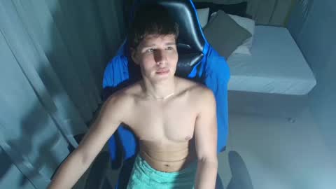 owen sky online show from October 2025 12:13:02 PM