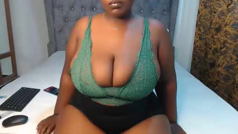 Snapshot of sexychocco_ chatting on January 2025 01:57:02 PM sexychocco online show from January 2025 01:57:02 PM