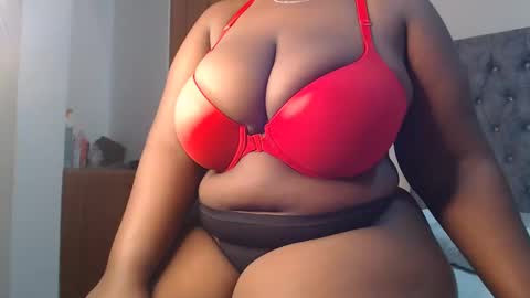 Snapshot of sexychocco_ chatting on February 2025 02:55:02 PM sexychocco online show from February 2025 02:55:02 PM