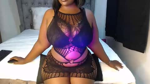 Snapshot of sexychocco_ chatting on November 2025 04:00:01 PM sexychocco online show from November 2025 04:00:01 PM