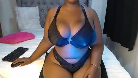 Snapshot of sexychocco_ chatting on December 2025 06:12:02 AM sexychocco online show from December 2025 06:12:02 AM