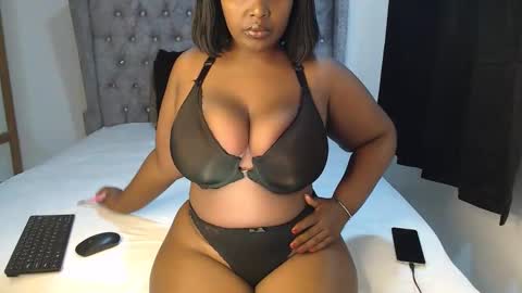 Snapshot of sexychocco_ chatting on December 2025 09:27:02 AM sexychocco online show from December 2025 09:27:02 AM