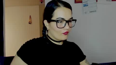 sexychubbyanna online show from June 2026 02:45:01 PM