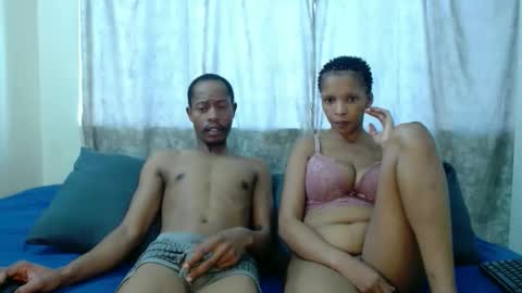 sexycouplexx01 online show from May 2026 06:31:02 AM