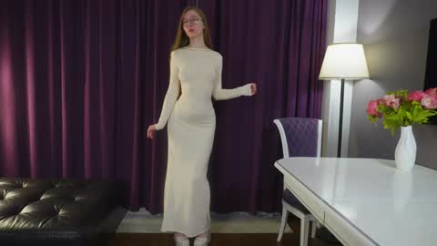 Snapshot of sexycutegirs chatting on September 2025 01:37:02 PM Hello my name is Merry every 200 subs - Hot show Fav patterns 577123 pvt open online show from September 2025 01:37:02 PM