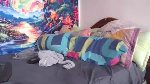 Snapshot of sexydarkhunter2 chatting on January 2026 07:11:01 PM Mike online show from January 2026 07:11:01 PM