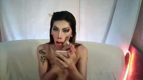 Devine online show from May 2026 11:57:01 PM