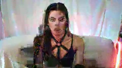 Devine online show from June 2026 11:40:02 PM