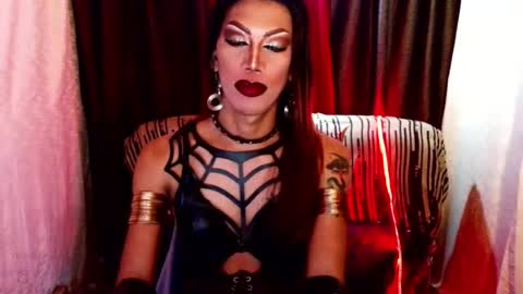 Devine online show from July 2026 09:47:02 PM