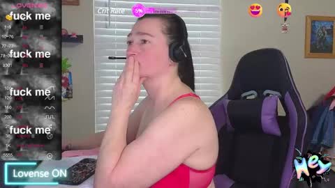 Snapshot of sexydistraction1 chatting on February 2025 07:48:02 PM SexyDistraction online show from February 2025 07:48:02 PM