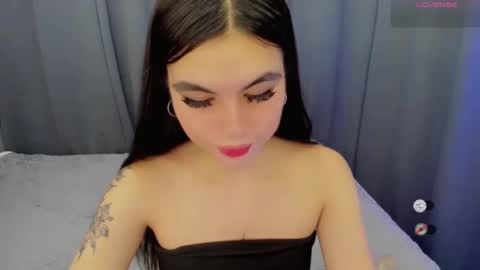 Snapshot of sexydollfox chatting on December 2024 11:39:02 PM sexydollfox online show from December 2024 11:39:02 PM