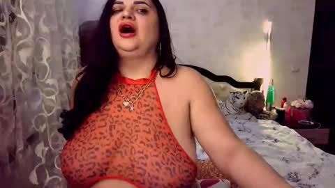 sexydollywoman online show from March 2026 08:24:01 PM