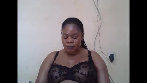 EMILY online show from November 2025 06:12:01 AM