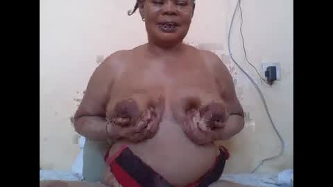 EMILY online show from December 2025 07:01:02 AM