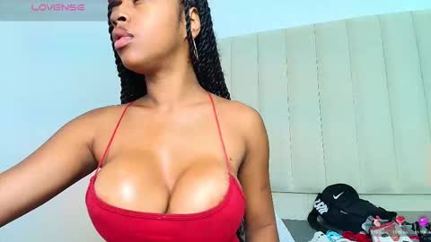 Vanessa online show from December 2025 01:52:02 PM