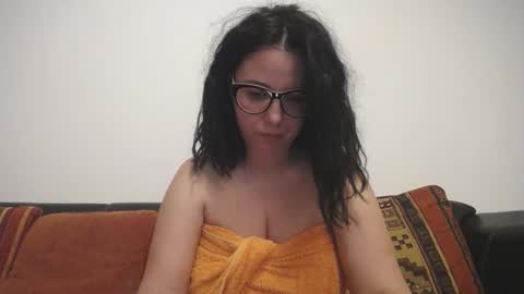 Eva online show from November 2025 02:12:02 AM