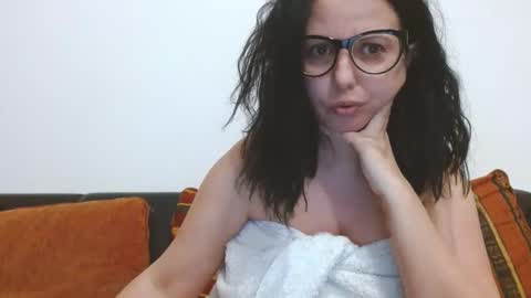 Eva online show from January 2026 12:31:02 PM