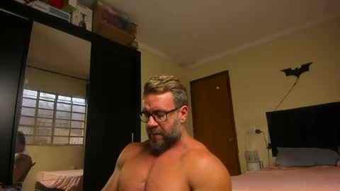 Snapshot of sexyflightz chatting on April 2026 04:37:01 PM chris online show from April 2026 04:37:01 PM