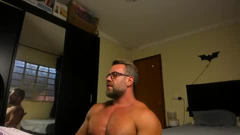 chris online show from April 2026 06:35:02 PM