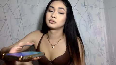 Snapshot of sexygoddessjade chatting on March 2026 03:32:01 AM miss jade so online show from March 2026 03:32:01 AM