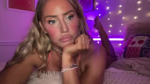 Ashley Love online show from July 2026 11:16:02 AM