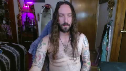 sexyhippieman117 online show from September 2025 05:02:01 PM