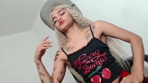 Snapshot of sexyhotbabe18 chatting on March 2026 12:05:02 AM sexyhotbabe18 online show from March 2026 12:05:02 AM