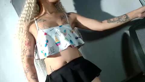 Snapshot of sexyhotbabe18 chatting on March 2026 12:43:02 PM sexyhotbabe18 online show from March 2026 12:43:02 PM