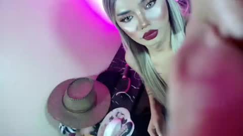 sexyhotbabe18 online show from June 2026 10:21:02 PM