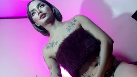 sexyhotbabe18 online show from June 2026 09:27:01 PM