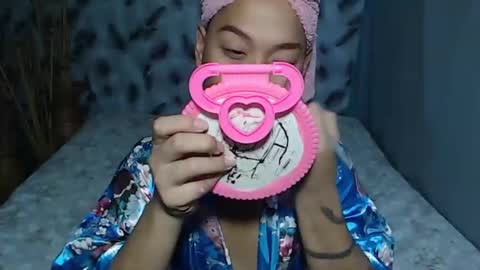 Snapshot of sexyhotrachelle chatting on March 2025 12:15:02 PM Rachelle online show from March 2025 12:15:02 PM