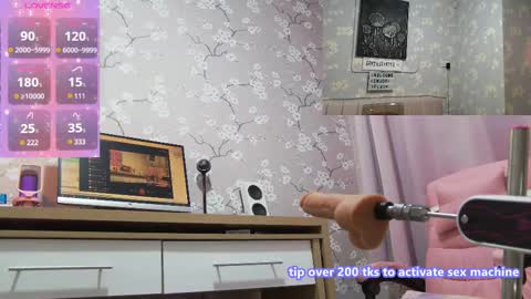 Snapshot of sexyhottease69 chatting on February 2025 11:09:02 AM Flavia online show from February 2025 11:09:02 AM