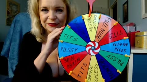 Snapshot of sexyjennyeu chatting on December 2024 11:44:02 AM Jenny online show from December 2024 11:44:02 AM