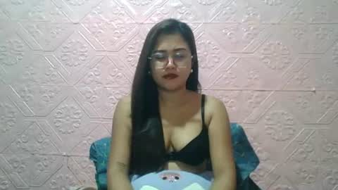sexyjessa20 online show from July 2026 11:59:02 PM