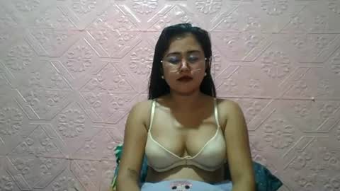 sexyjessa20 online show from July 2026 10:32:02 AM