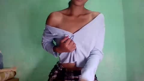 Snapshot of sexyjolie586 chatting on May 2026 07:38:01 AM sexyjolie586 online show from May 2026 07:38:01 AM
