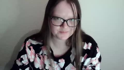 Kate online show from December 2024 05:00:01 PM