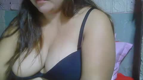 Snapshot of sexykittymom chatting on February 2026 10:12:01 AM sexykittymom online show from February 2026 10:12:01 AM